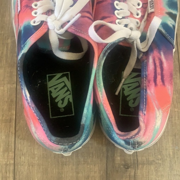 Tie-Dye Vans - Picture 4 of 6